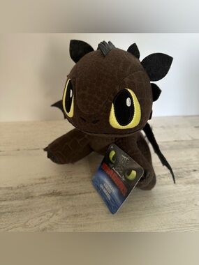 DreamWorks Dragons Toothless Plush NEW